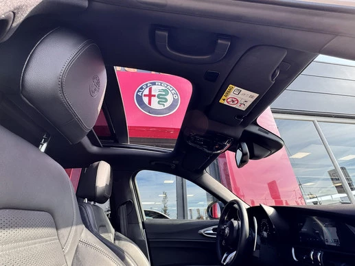 Alfa Romeo Giulia - Afbeelding 8 van 25