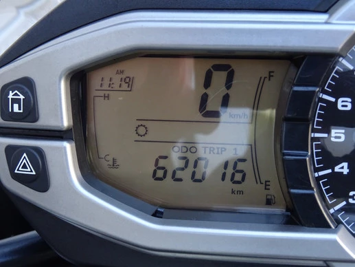 Triumph Tiger - Afbeelding 9 van 16