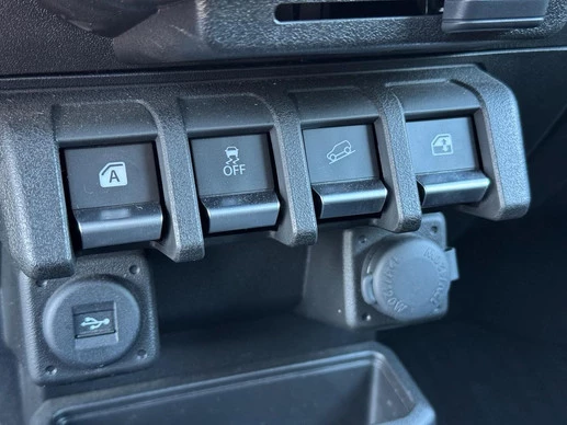 Suzuki Jimny - Afbeelding 21 van 29