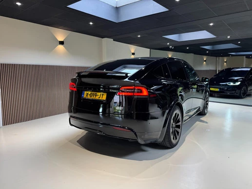 Tesla Model X - Afbeelding 11 van 21