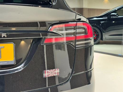 Tesla Model X - Afbeelding 17 van 21