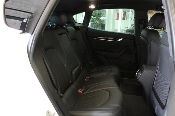 Maserati Levante - Afbeelding 18 van 30