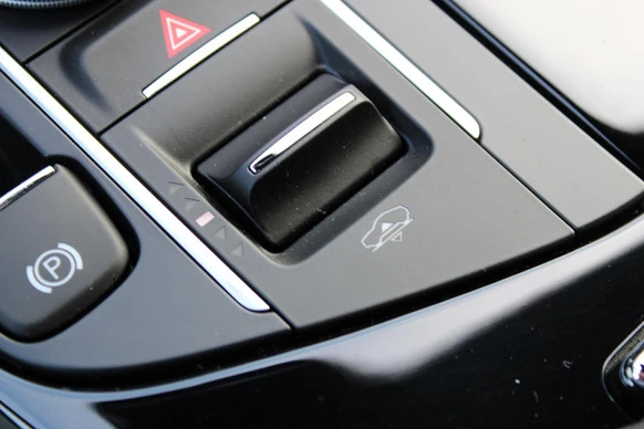Maserati Levante - Afbeelding 28 van 30