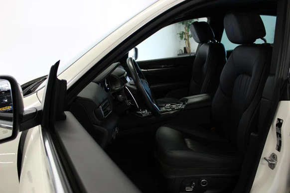 Maserati Levante - Afbeelding 8 van 30