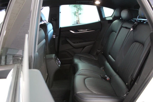 Maserati Levante - Afbeelding 9 van 30