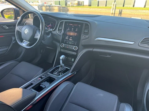 Renault Megane E-Tech - Afbeelding 2 van 30
