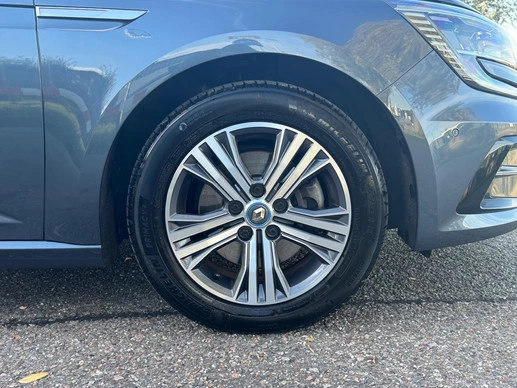 Renault Megane E-Tech - Afbeelding 8 van 30