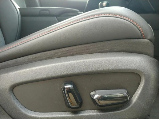 Lexus UX - Afbeelding 21 van 27