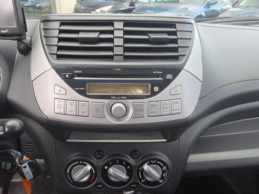 Suzuki Alto - Afbeelding 17 van 20