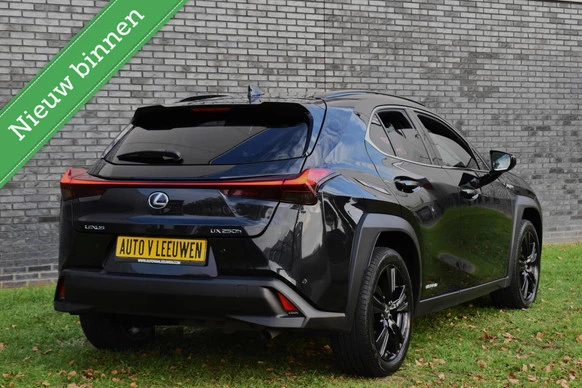 Lexus UX - Afbeelding 3 van 30