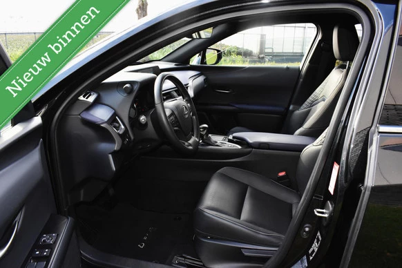 Lexus UX - Afbeelding 13 van 30