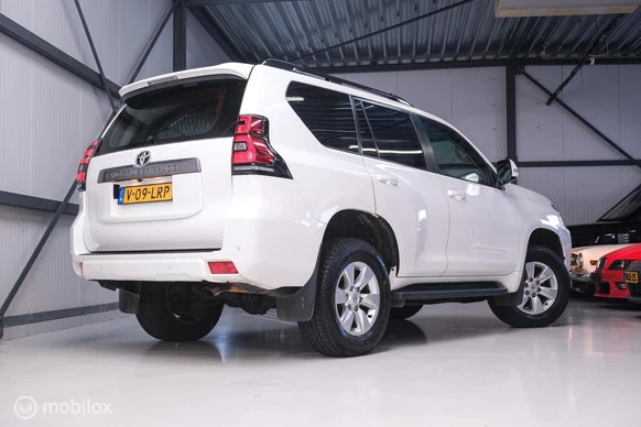 Toyota Land Cruiser - Afbeelding 15 van 30