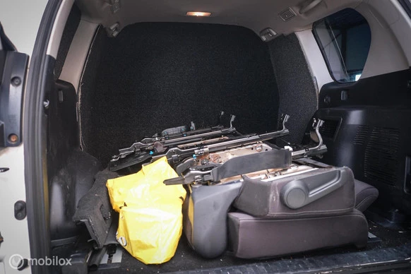 Toyota Land Cruiser - Afbeelding 28 van 30