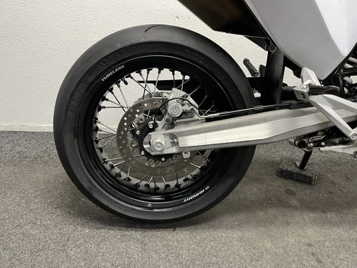 Husqvarna 701 Supermoto - Afbeelding 8 van 22