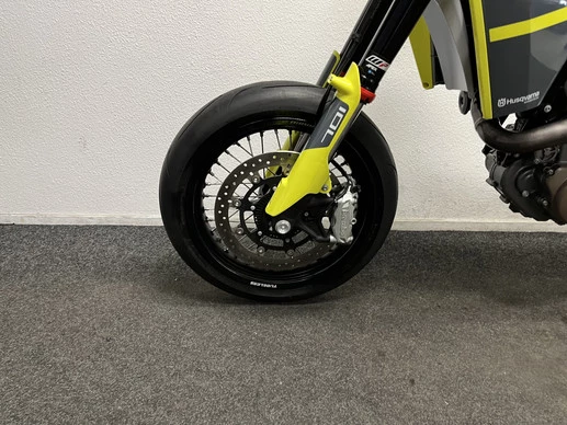 Husqvarna 701 Supermoto - Afbeelding 16 van 22