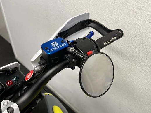 Husqvarna 701 Supermoto - Afbeelding 22 van 22