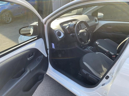 Toyota Aygo - Afbeelding 24 van 30