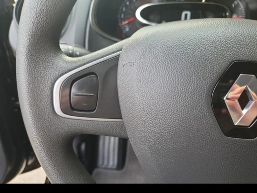 Renault Clio - Afbeelding 18 van 30