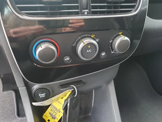 Renault Clio - Afbeelding 24 van 30
