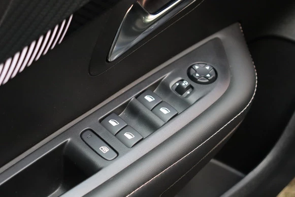 Peugeot 208 - Afbeelding 12 van 30