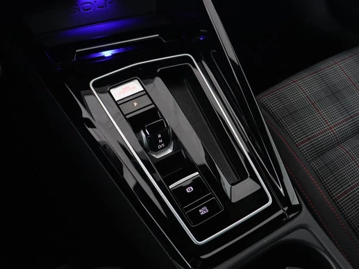 Volkswagen Golf - Afbeelding 15 van 30