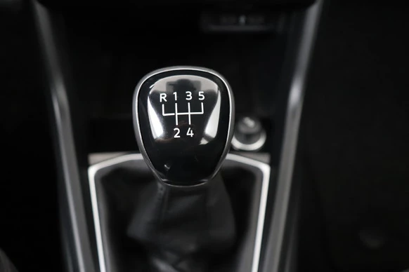 Volkswagen T-Cross - Afbeelding 28 van 30