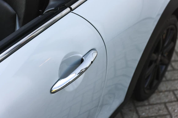 MINI Cooper Cabrio - Afbeelding 27 van 30