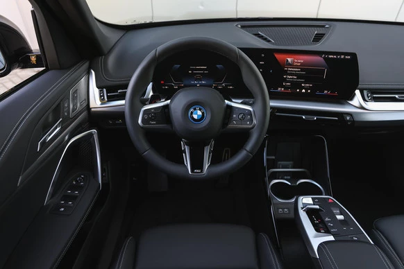BMW iX1 - Afbeelding 3 van 30