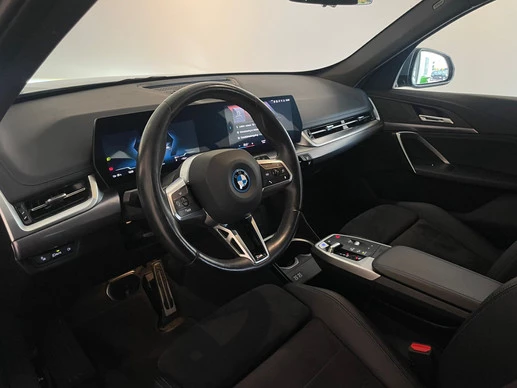 BMW iX1 - Afbeelding 21 van 30