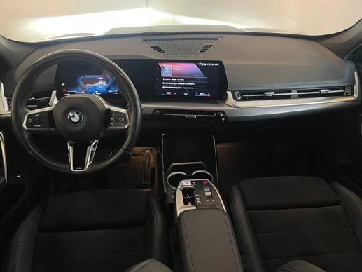 BMW iX1 - Afbeelding 23 van 30