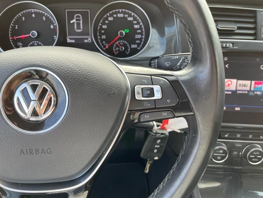 Volkswagen Golf - Afbeelding 14 van 26