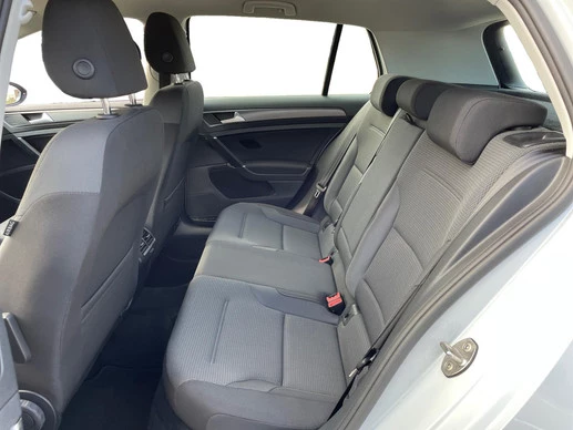 Volkswagen Golf - Afbeelding 19 van 26