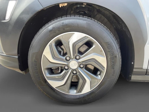 Hyundai Kona - Afbeelding 25 van 26