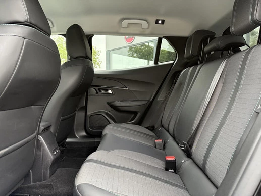 Peugeot e-2008 - Afbeelding 16 van 30