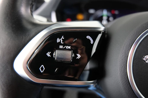 Jaguar I-PACE - Afbeelding 16 van 30