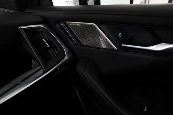 Jaguar I-PACE - Afbeelding 28 van 30