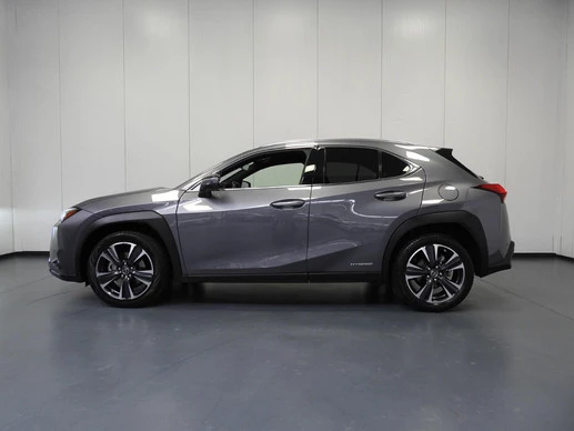 Lexus UX - Afbeelding 2 van 30