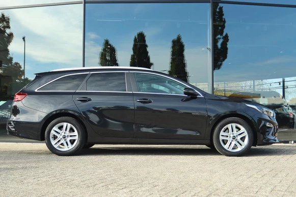 Kia Ceed - Afbeelding 8 van 30