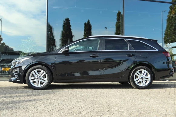 Kia Ceed - Afbeelding 11 van 30