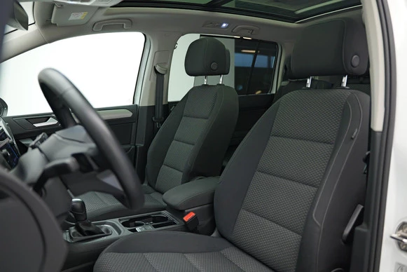 Volkswagen Touran - Afbeelding 7 van 30
