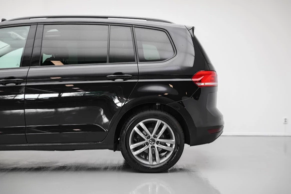 Volkswagen Touran - Afbeelding 29 van 30