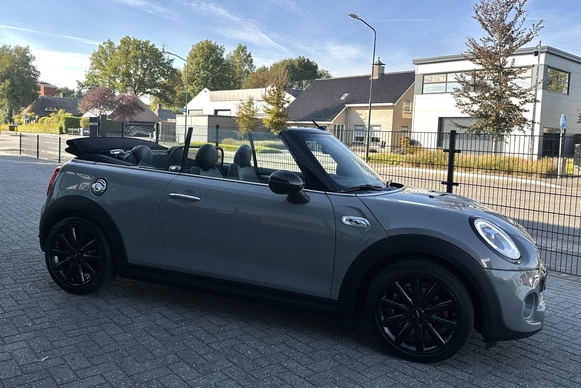 MINI Cooper S Cabrio - Afbeelding 6 van 30