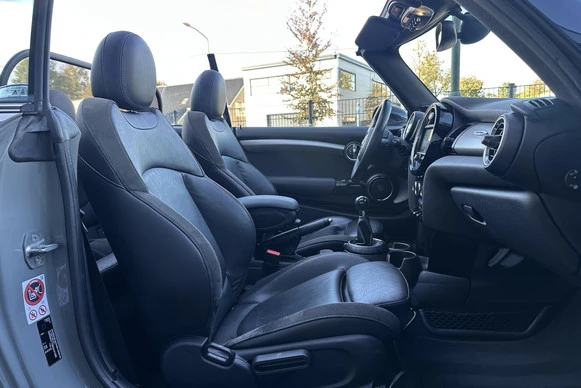 MINI Cooper S Cabrio - Afbeelding 18 van 30
