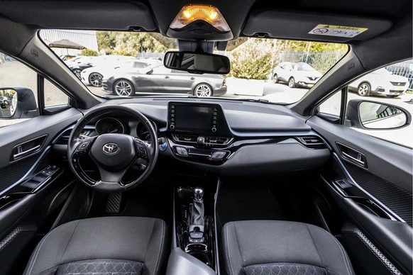 Toyota C-HR - Afbeelding 15 van 30