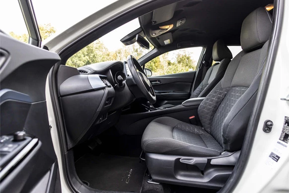 Toyota C-HR - Afbeelding 21 van 30