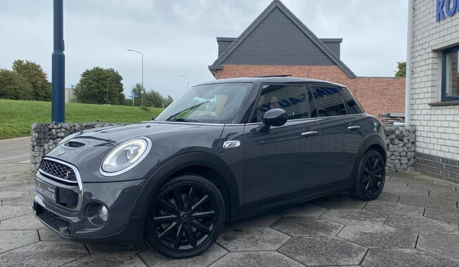 MINI Cooper S - Afbeelding 1 van 30