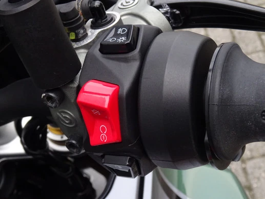 Moto Guzzi V100 - Afbeelding 8 van 16