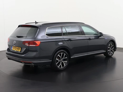 Volkswagen Passat - Afbeelding 4 van 30