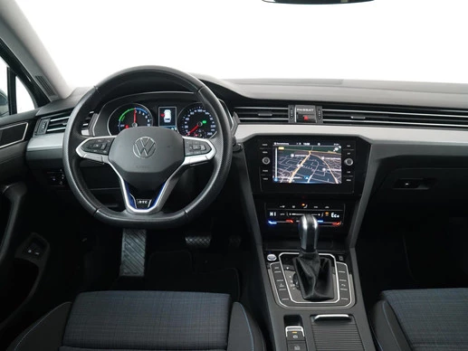 Volkswagen Passat - Afbeelding 5 van 30