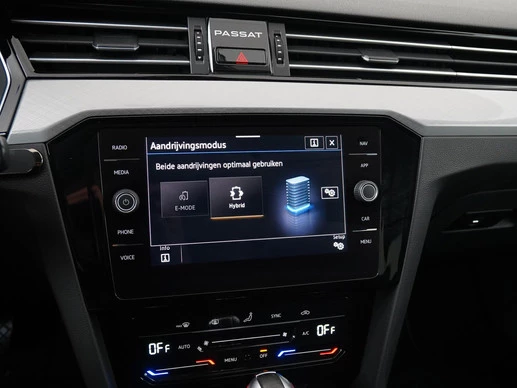 Volkswagen Passat - Afbeelding 17 van 30